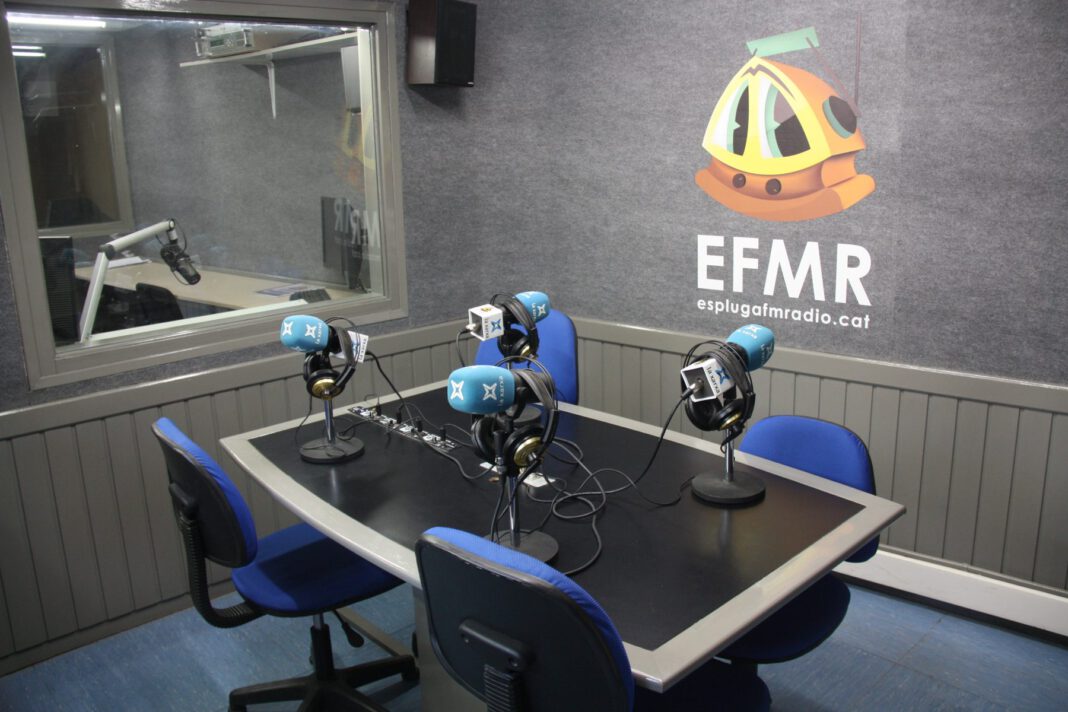 Estudis de l'Espluga FM Ràdio