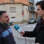 Entrevistes als oïents de l’EFMR, pels carrers de l’Espluga. (Foto: Xavier Lozano)