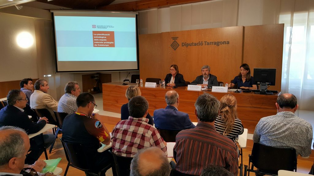 La reunió per la represa del Parc Natural, el 23 de magi, a la Diputació de Tarragona (Foto: Cedida)
