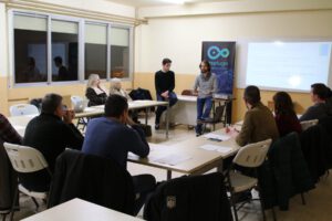 Sessió de formació en comunicació local per a entitats, empreses i grups polítics. (Foto: Josep Morató)