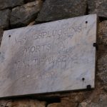 Placa d'homenatge als espluguins morts a Mauthausen. (Foto: Xavier Lozano)