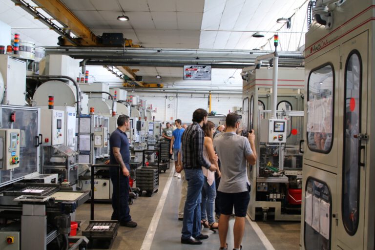 Portes obertes a la fàbrica AMES Montblanc per l’assoliment de 600 tones mensuals