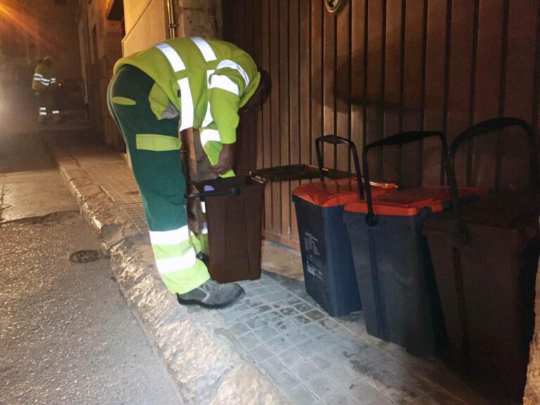 Comença la recollida porta a porta al centre històric de Montblanc