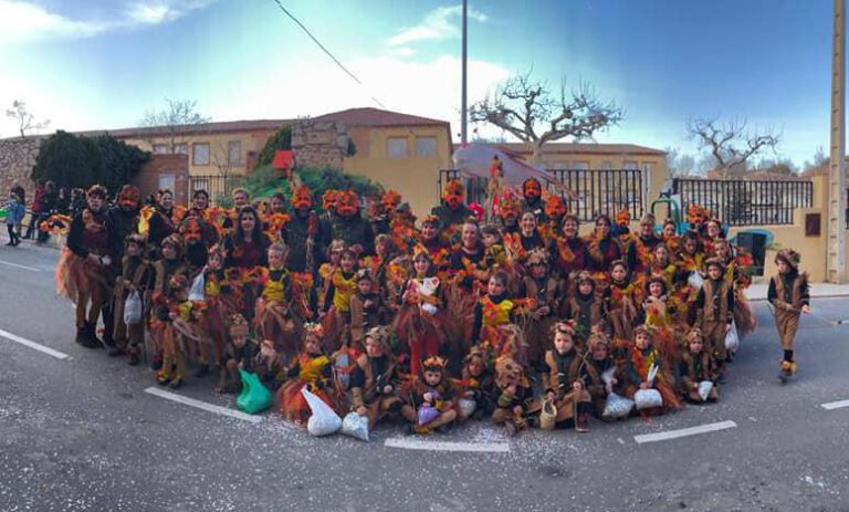 La carrossa ‘La màgia del bosc’ guanya el primer premi de la rua de Carnaval de Montblanc