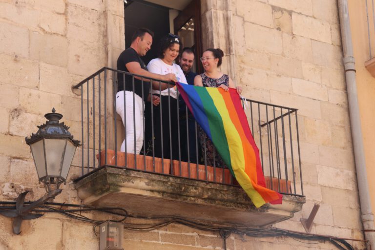 Els municipis de la Conca commemoren el Dia per l’alliberament LGBTI