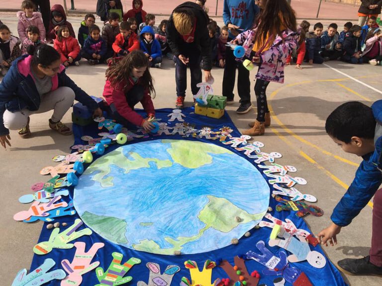 Les escoles de l’Espluga celebren el Dia Escolar de la No Violència i la Pau Les escoles de l’Espluga celebren el Dia Escolar de la No Violència i la Pau
