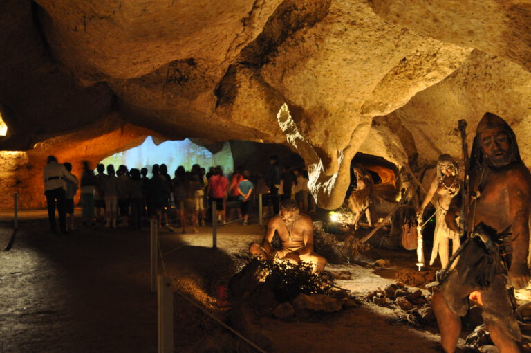 L’Espluga preveu deixar d’ingressar uns 120.000 euros dels museus municipals L’Espluga preveu deixar d’ingressar uns 120.000 euros dels museus municipals